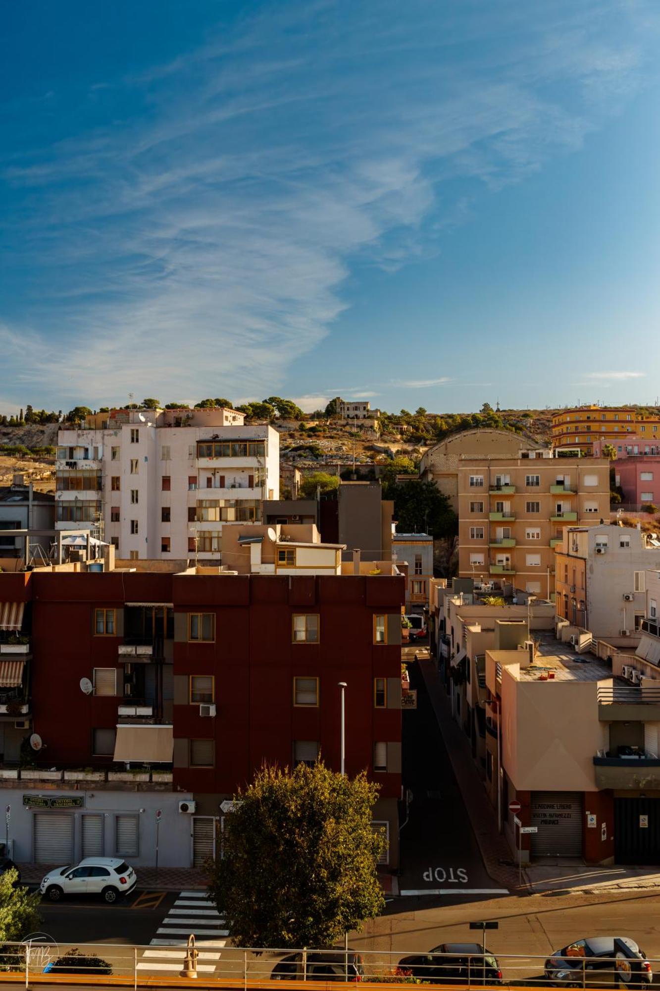 Santa Gilla Apartment Cagliari Bagian luar foto